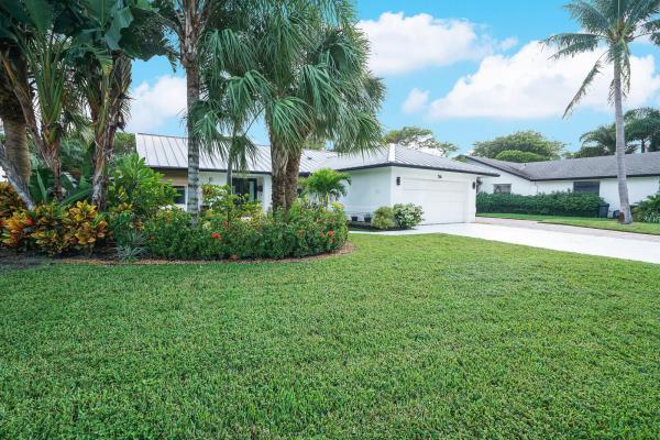 Lake Ida Manor, 514 Enfield Rd, Delray Beach, Florida 33444, image 3
