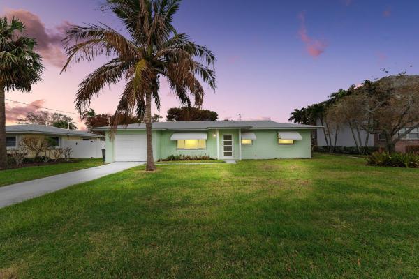 1154 Bayshore Dr, Fort Pierce, Florida 34949, image 1