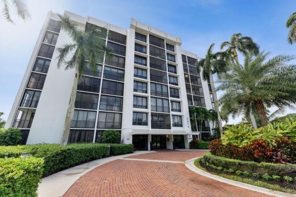 Willow Wood Midrise At Boca Country Club, 6875 Willow Wood Dr #2064, Boca Raton, Florida 33434, image 1