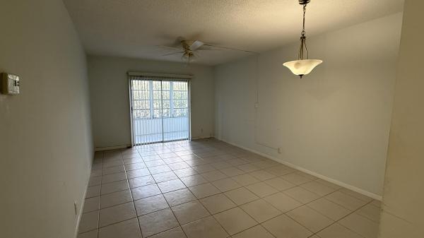 Leisureville Lake, 1113 Lake Ter #105, Boynton Beach, Florida 33426, image 1