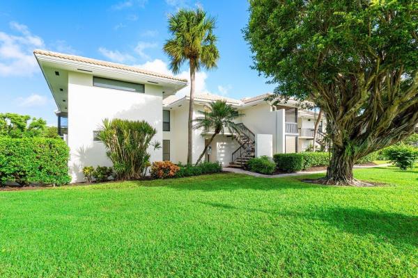 Green Heron, 3730 Quail Ridge Dr N, Boynton Beach, Florida 33436, image 3