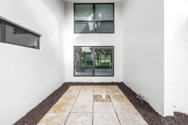 Green Heron, 3730 Quail Ridge Dr N, Boynton Beach, Florida 33436, image 1