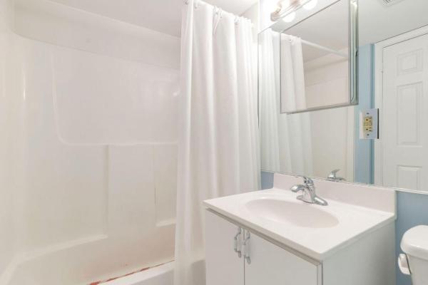 Harbor Towers & Marina, 3901 S Flagler Dr #1004, West Palm Beach, Florida 33405, image 2