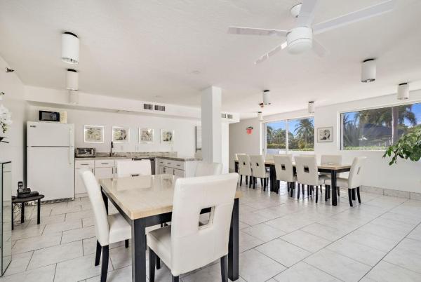 Harbor Towers & Marina, 3901 S Flagler Dr #1004, West Palm Beach, Florida 33405, image 3