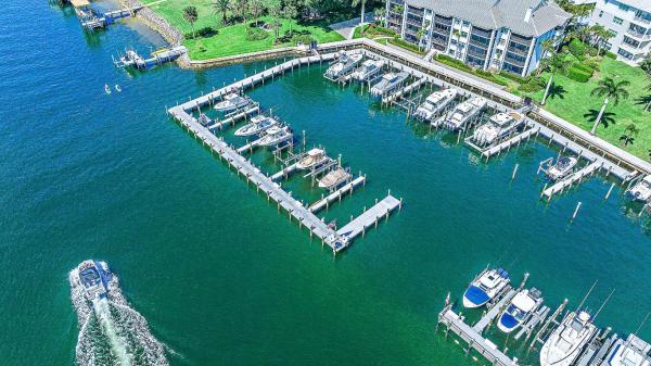 424 Bay Colony Dr N, Juno Beach, Florida 33408, image 1