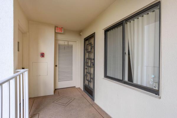 Huntington Lakes 5, 7290 Kinghurst Dr #301, Delray Beach, Florida 33446, image 3