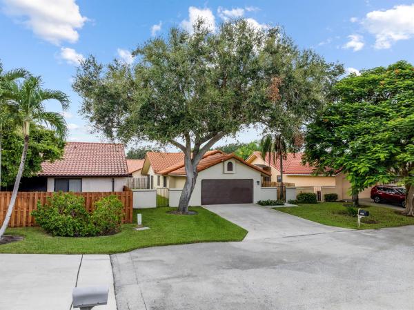 Rainberry Lake, 1750 NW 21st Ct, Delray Beach, Florida 33445, image 1