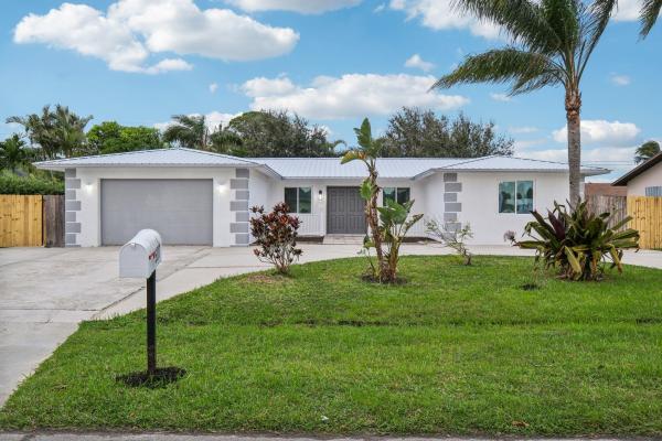 Riverview, 507 SE Marydale Ter, Port St. Lucie, Florida 34983, image 3