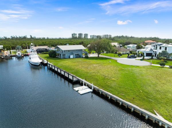 Queens Cove, 14 Crown Ct, Fort Pierce, Florida 34949, image 2