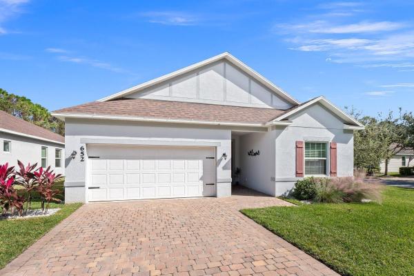 Moss Rose Place, 652 NE Moss Rose Pl, Port St. Lucie, Florida 34983, image 1
