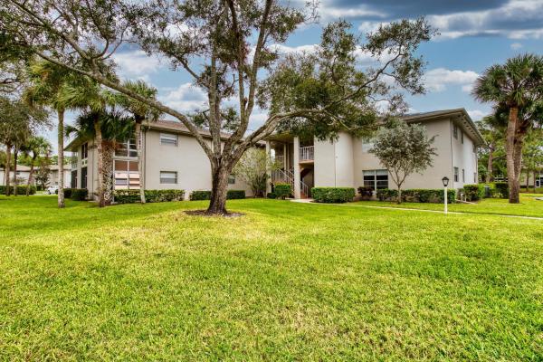 Vista St Lucie, 3 Lake Vista Trl #102, Port St. Lucie, Florida 34952, image 1
