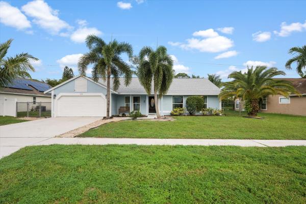 Huntington Woods, 110 Sherwood Dr, Royal Palm Beach, Florida 33411, image 1