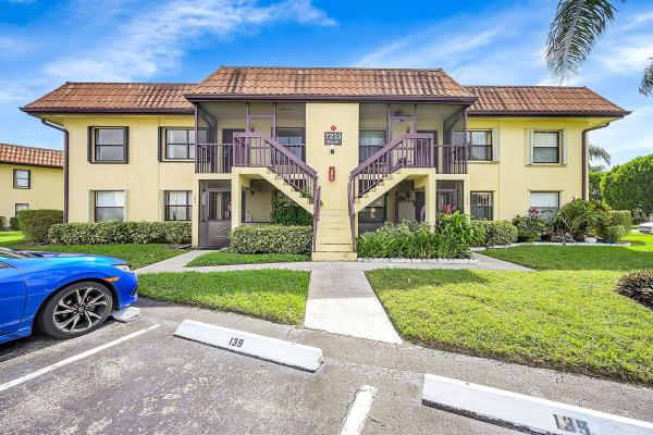 Lucerne Lakes Golf Colony, 7233 Golf Colony Ct #204, Lake Worth Beach, Florida 33467, image 1