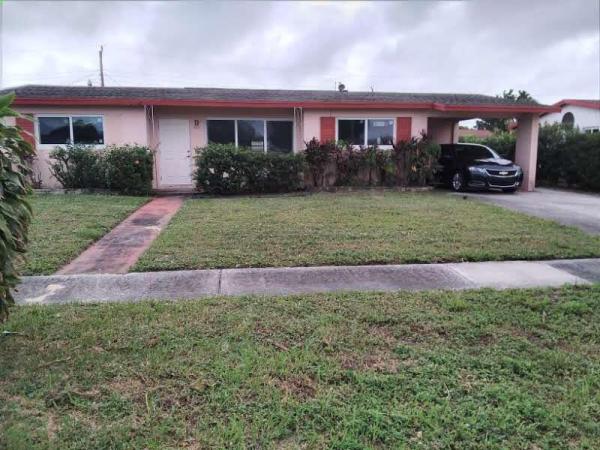 Park Manor, 321 W 18th St, Riviera Beach, Florida 33404, image 1