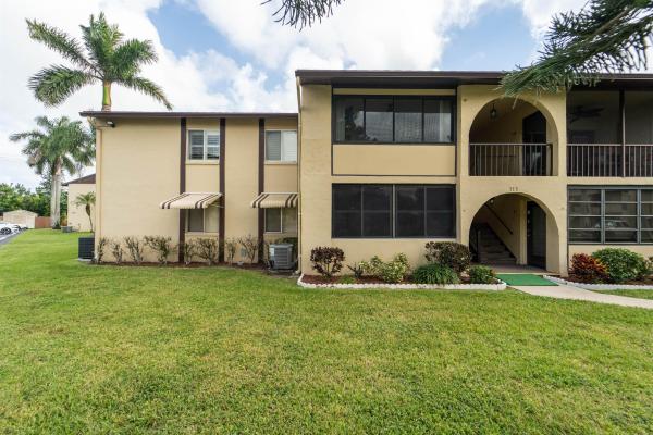 Pine Ridge 3, 313 Pine Ridge Cir #A-1, Greenacres, Florida 33463, image 1