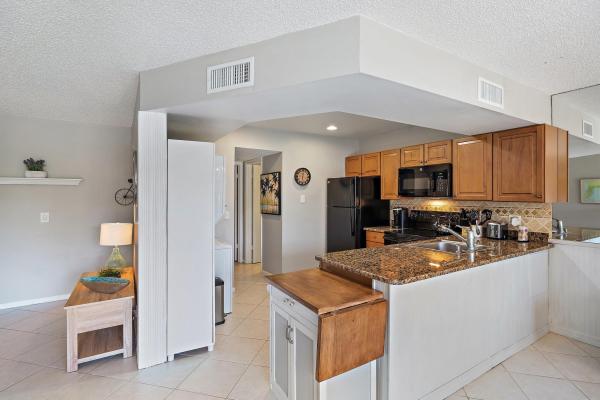 Tennis Villas At Jupiter Ocean & Racquet Club, 1605 S Us Highway 1, Jupiter, Florida 33477, image 3