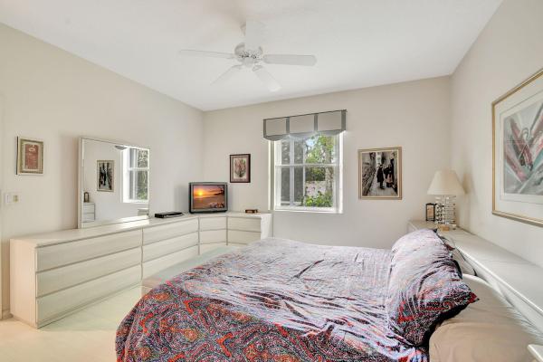 Palm Isles West, 9607 Crescent View Dr N, Boynton Beach, Florida 33437, image 3