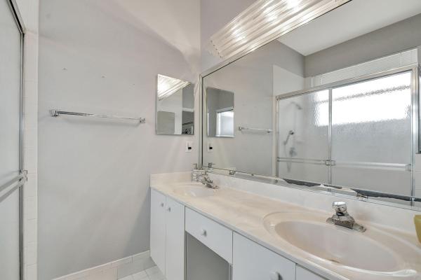 Palm Isles West, 9607 Crescent View Dr N, Boynton Beach, Florida 33437, image 2
