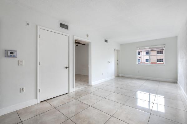 The Cove At Briar Bay, 3500 Briar Bay Blvd #102, West Palm Beach, Florida 33411, image 3