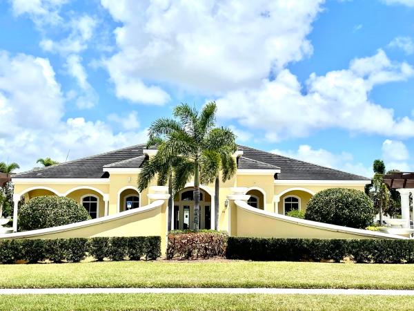6124 NW Wick Ln, Port St. Lucie, Florida 34983, image 2