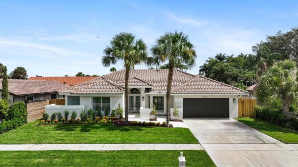 Boca Bay, 9585 Carousel Cir, Boca Raton, Florida 33434, image 1