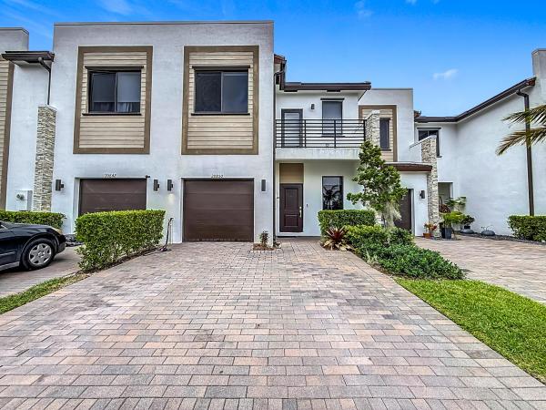 Via Ventura, 20850 NE 7th Pl, Ojus, Florida 33179, image 1
