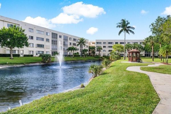 Grandview At Spring Lakes, 3138 Via Poinciana #115, Lake Worth, Florida 33467, image 1