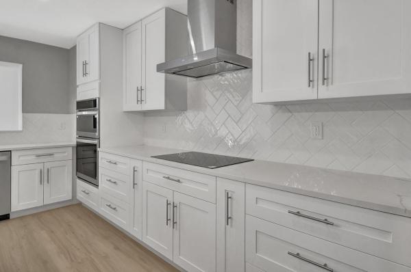 Royal Oaks Hills, 619 SW 3rd St, Boca Raton, Florida 33486, image 2