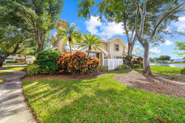 Wellesley At Boynton Beach, 1702 Chadwick Ct, Boynton Beach, Florida 33436, image 1