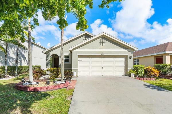 Haverhill Pointe, 4971 Haverhill Pointe Dr, Haverhill, Florida 33415, image 1