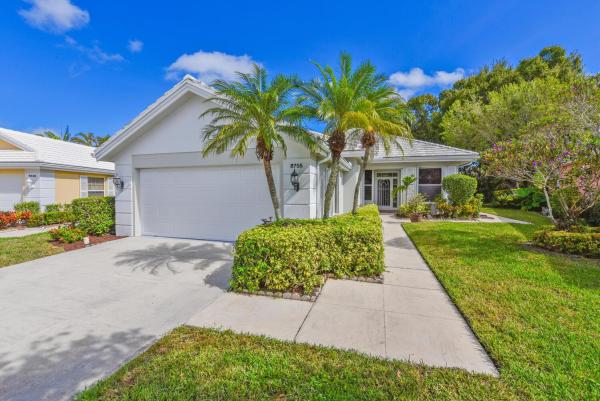 Garden Oaks, 8755 Wakefield Dr, Palm Beach Gardens, Florida 33410, image 1