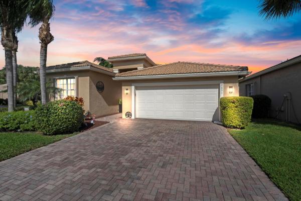 Valencia Pointe, 7451 Twin Falls Dr, Boynton Beach, Florida 33437, image 1