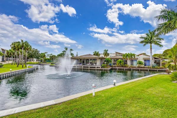 Longwood, 11811 Avenue Of The Pga #2-2c, Palm Beach Gardens, Florida 33418, image 1