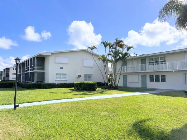 Sterling Village, 800 Horizons W #206, Boynton Beach, Florida 33435, image 1
