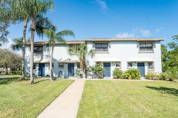 Georgetowne Place, 412 N Cypress Dr #14, Tequesta, Florida 33469, image 1