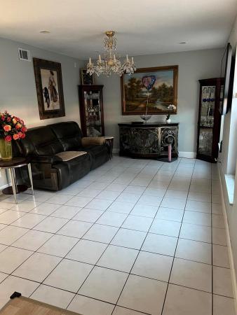 Valencia Village, 20 Laredo Pl #2-1, Davie, Florida 33324, image 1