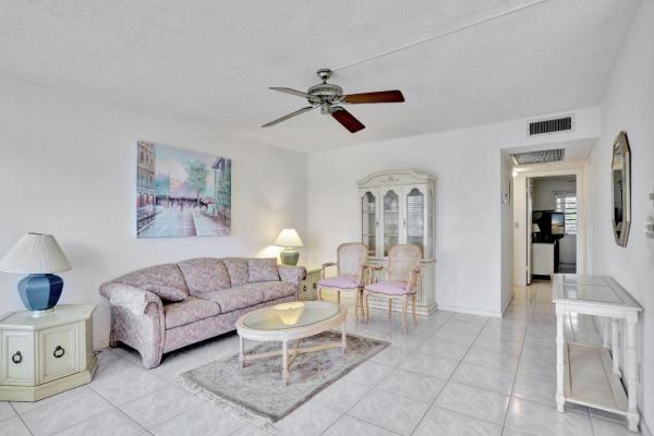 Westbury, 3004 Westbury F, Deerfield Beach, Florida 33442, image 3