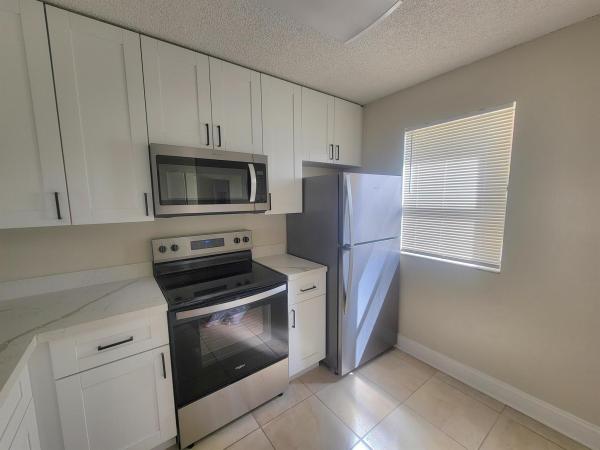 Villas At Lakeview, 5200 NW 31st Ave #215, Fort Lauderdale, Florida 33309, image 1