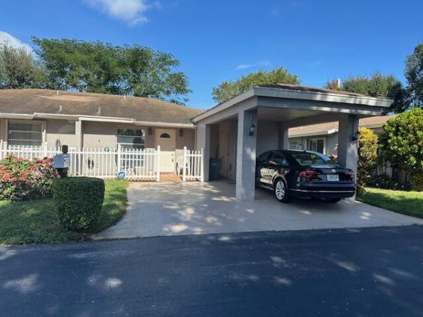 Camelot Village, 6839 Moonlit Dr, Delray Beach, Florida 33446, image 1