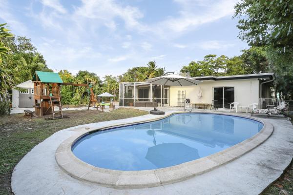 Lake Osborne Heights, 801 Snowden Dr, Lake Worth Beach, Florida 33461, image 1