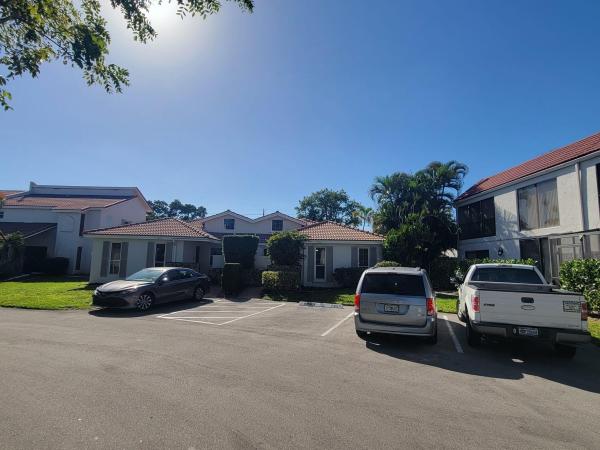 Castel Del Mar, 7450 Chablis Ct, Boca Raton, Florida 33433, image 2