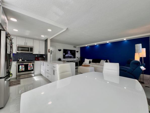 Bedford At Century Village, 30 Bedford B, West Palm Beach, Florida 33417, image 3