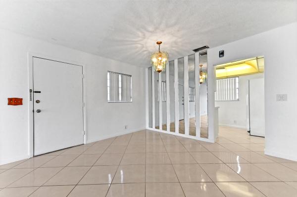 Country Manors, 357 Flamingo Ln, Delray Beach, Florida 33445, image 1