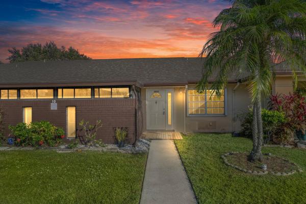 The Grove, 5854 Moss Ct #10, Fort Pierce, Florida 34982, image 1