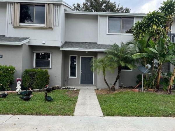 Canalakes, 3405 Poolside Dr #3405, Greenacres, Florida 33463, image 1