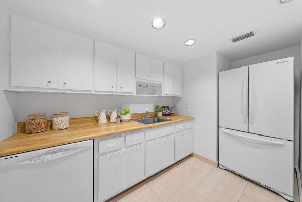 Ocean Towers North, 170 N Ocean Blvd #510, Palm Beach, Florida 33480, image 3
