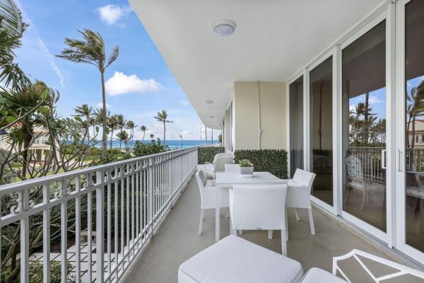 One Royal Palm Way, 100 Royal Palm Way #D2, Palm Beach, Florida 33480, image 1