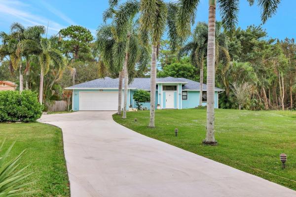 Maravilla Heights, 3216 Sunrise Blvd, Fort Pierce, Florida 34982, image 1
