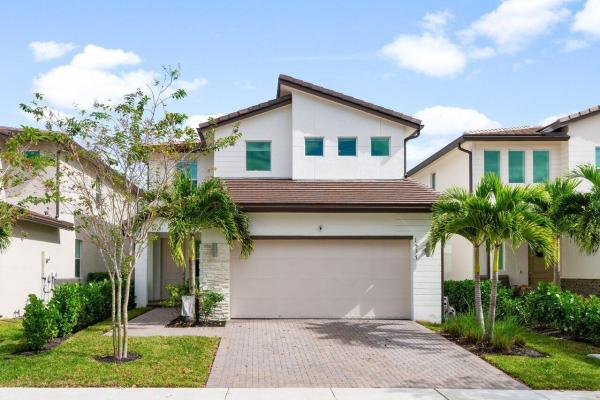 Banyan Court, 1537 Verawood Ln, Delray Beach, Florida 33445, image 1