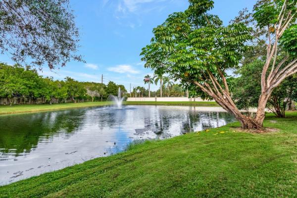 Antigua Village, 2502 Antigua Ter #H4, Coconut Creek, Florida 33066, image 1